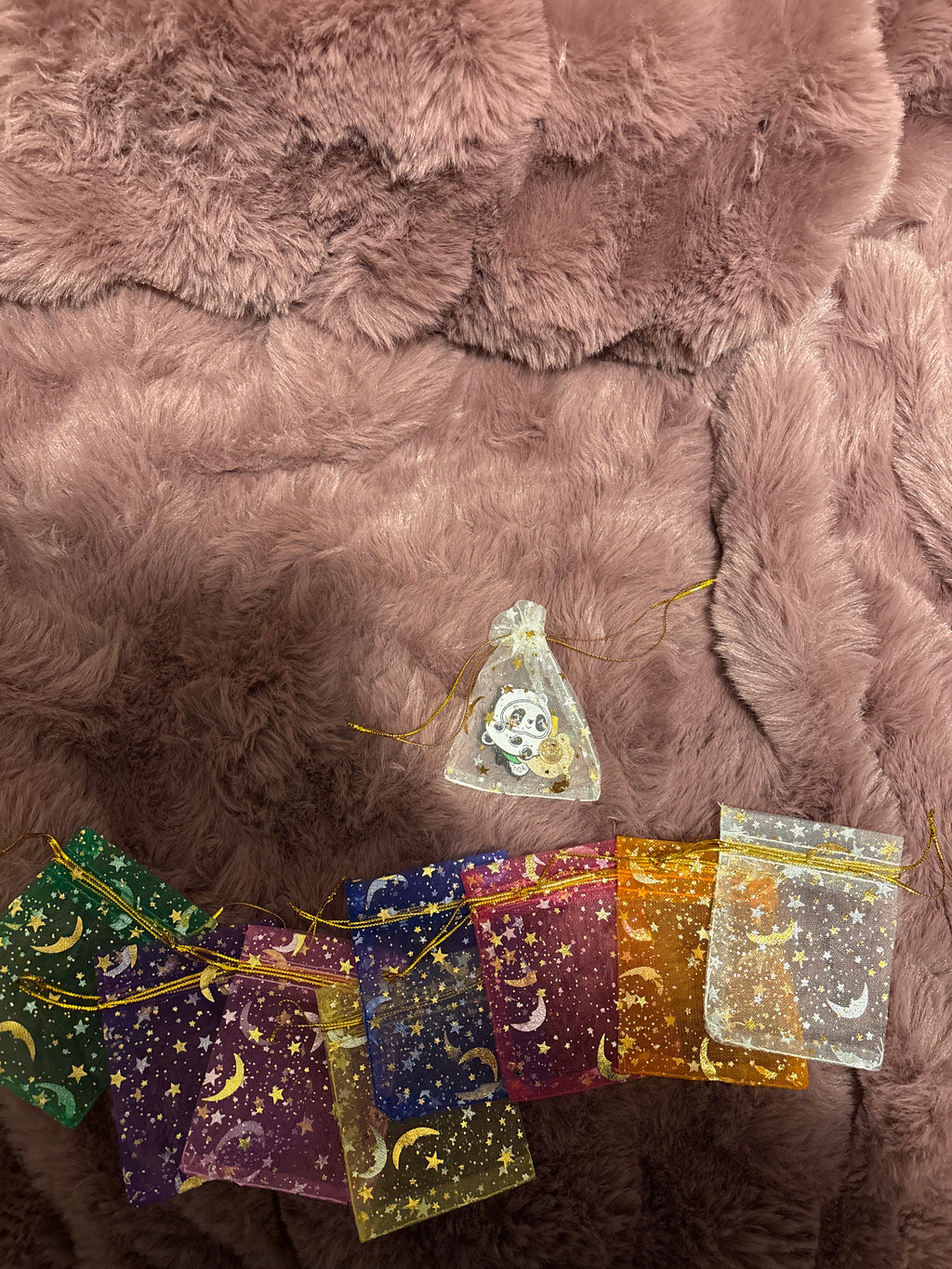 Mystery pin bag